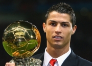 九游体育直播-深圳队血拼独行侠，拉文成关键先生，一场跨越文化的篮球对话