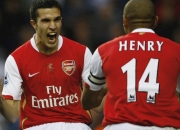 九游娱乐入口-双城记，英超争冠白热化，巴黎法甲展统治力