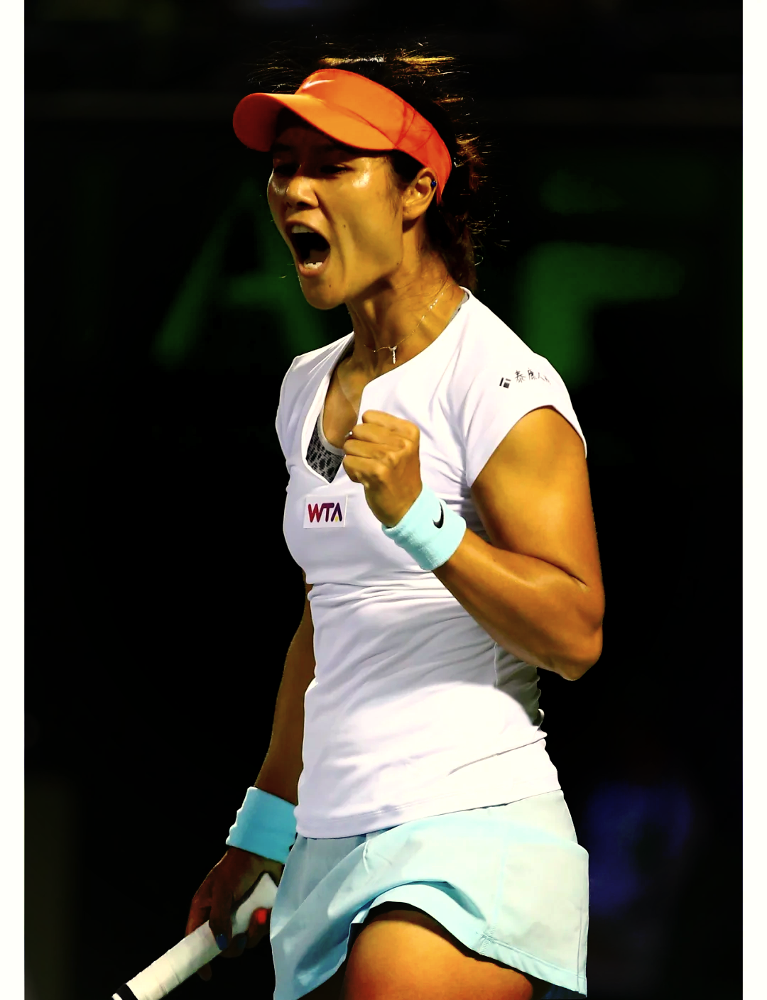 包含临危受命,豪气干云,运动员擦出辉煌的词条 包含临危受命,豪气干云,运动员擦出辉煌的词条