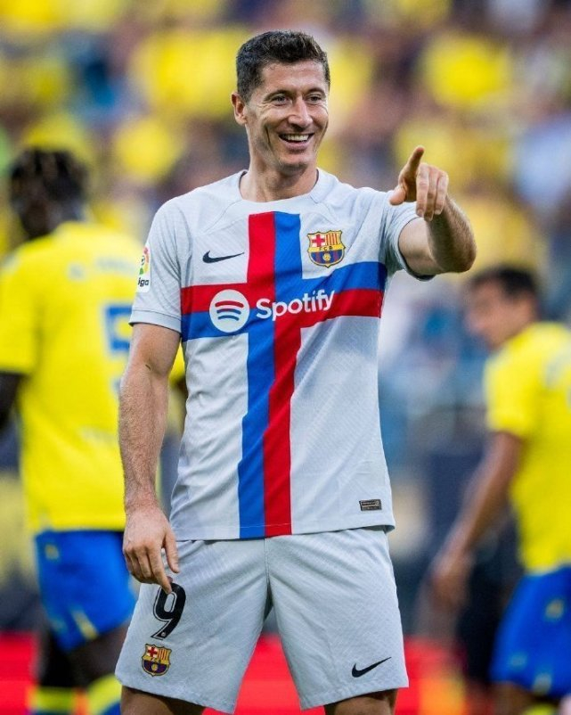 雷恩主场大胜塞尔塔,稳坐积分榜前列的简单介绍 雷恩主场大胜塞尔塔,稳坐积分榜前列的简单介绍