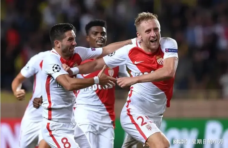 尼斯客场战胜摩纳哥，取得关键三分